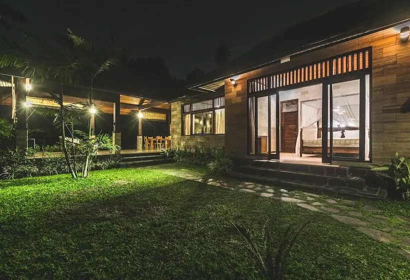 Luxury A Priori Ubud