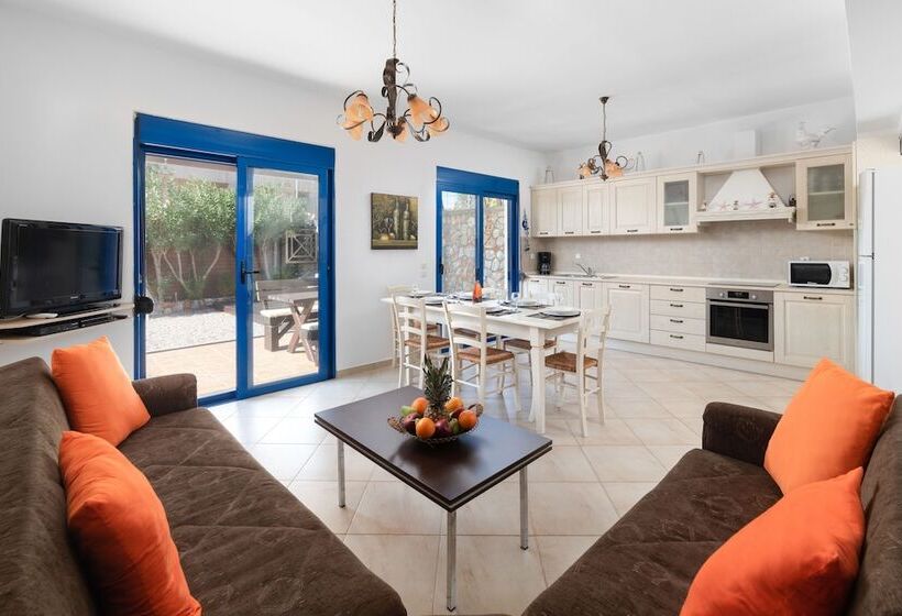 Maripaul Family Villa