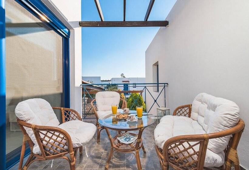 Maripaul Family Villa