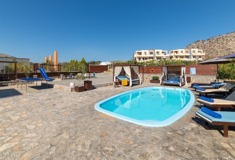 Maripaul Family Villa