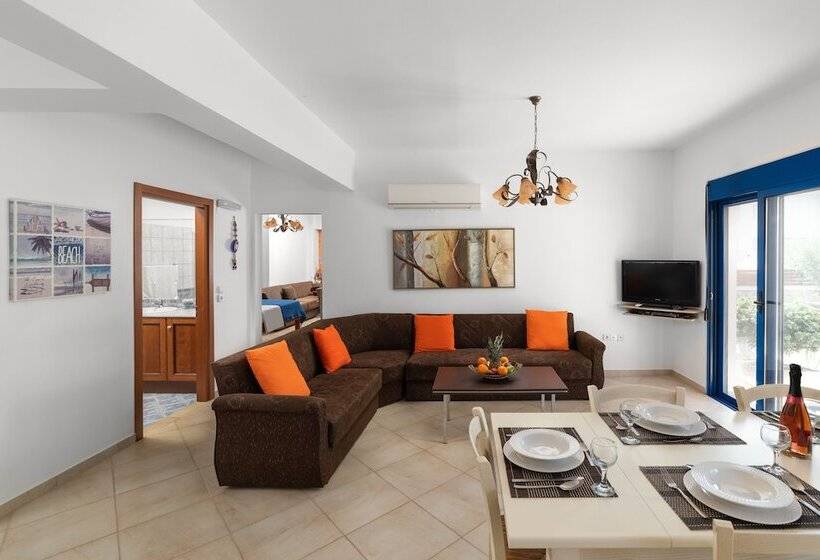 Maripaul Family Villa