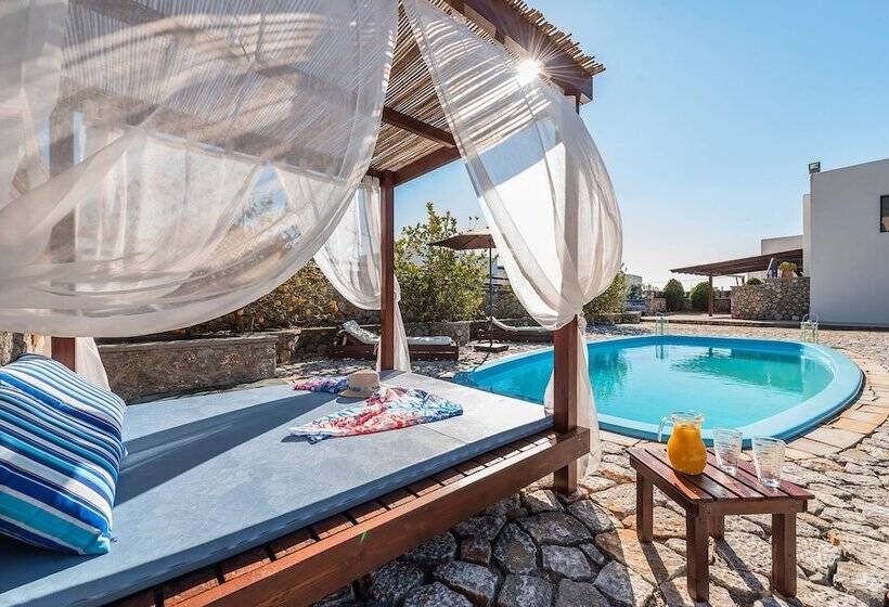 Maripaul Family Villa