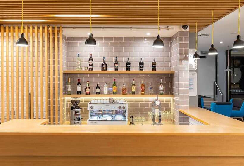 ホテル Holiday Inn Express Porto City Centre, An Ihg