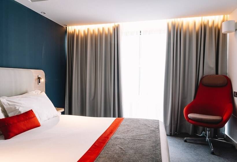 ホテル Holiday Inn Express Porto City Centre, An Ihg