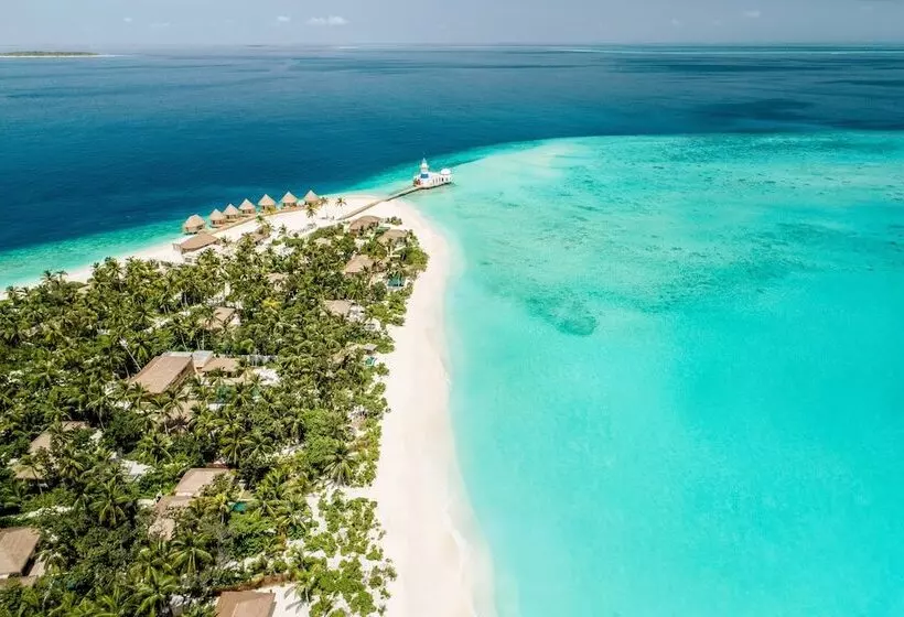 Hotelli Intercontinental Maldives Maamunagau Resort With Club Benefits  Ihg
