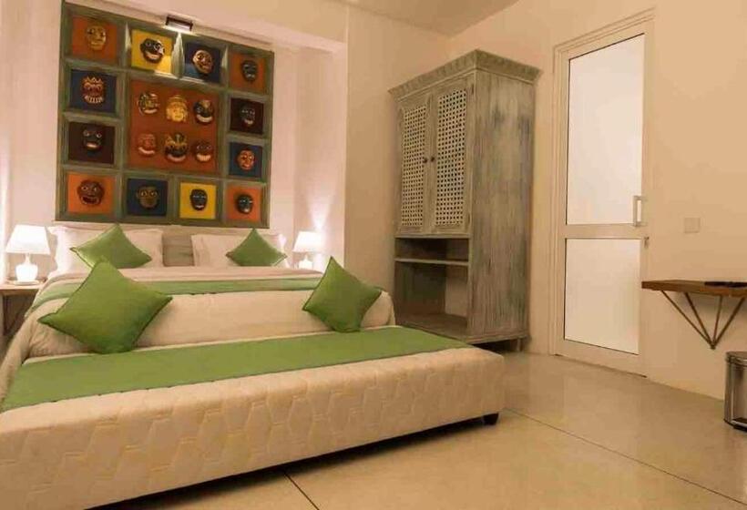 Пансион 18 Faces With Free Drop Off To Galle Fort By Tuktuk