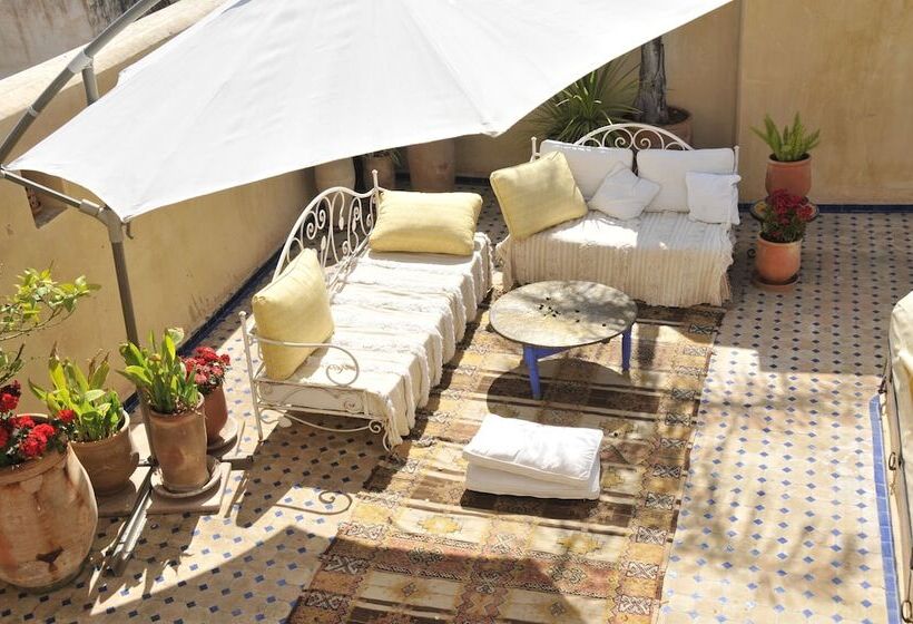 Riad La Cheminee Bleue Fes