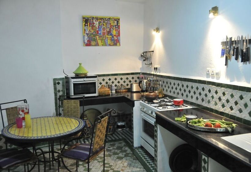 Riad La Cheminee Bleue Fes