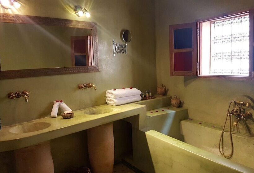 Riad La Cheminee Bleue Fes