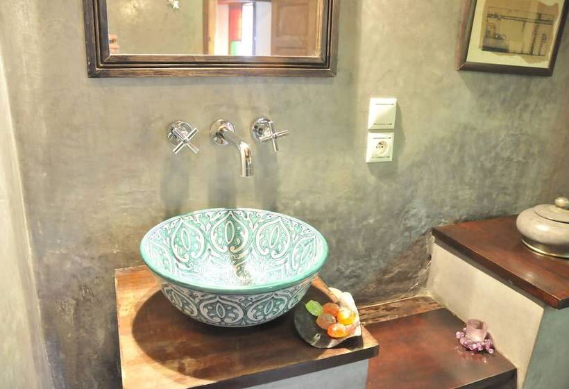 Riad La Cheminee Bleue Fes