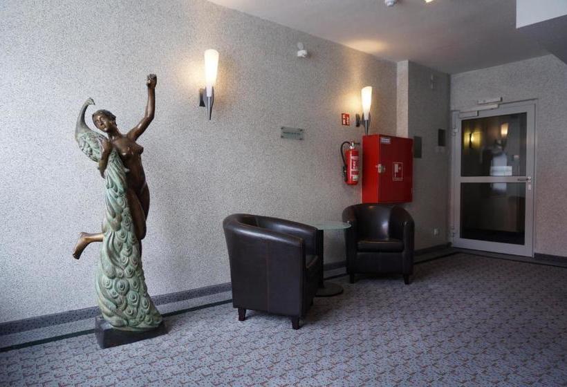 Sweet Dream Hostel & Pension  Self Checkin