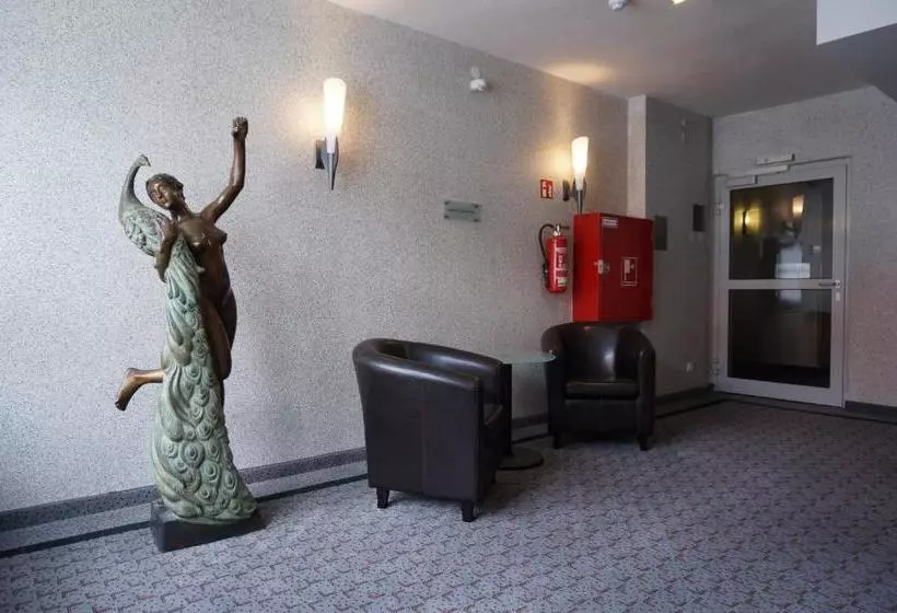 Sweet Dream Hostel & Pension  Self Checkin