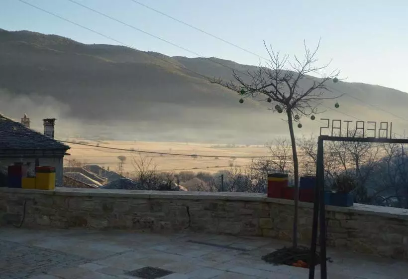 Anemi Country Cottage Inn