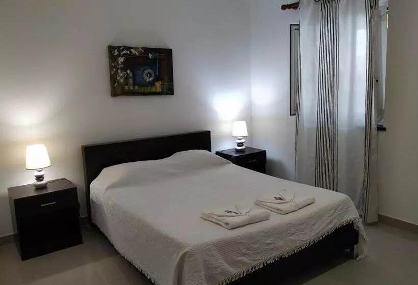 Costa & Isaias Apartamentos