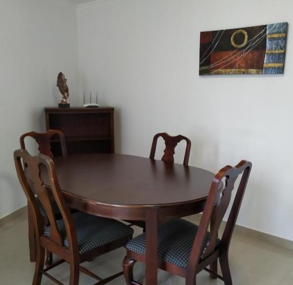 Costa & Isaias Apartamentos