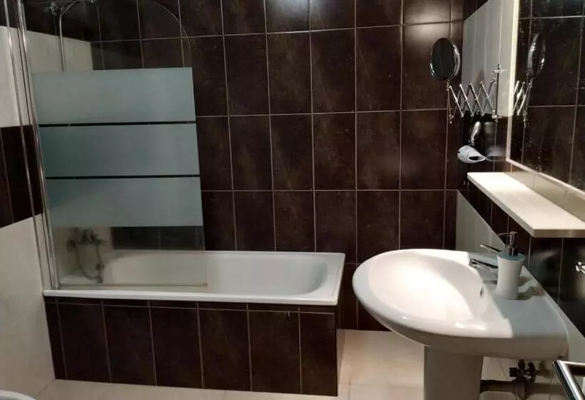 Costa & Isaias Apartamentos