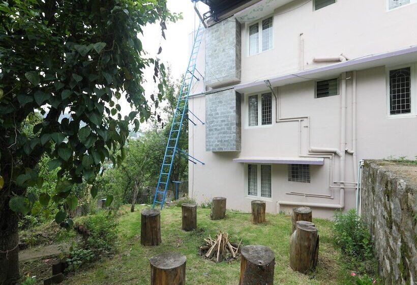 בית מלון כפרי Rose Flower Nest By Oyo Rooms