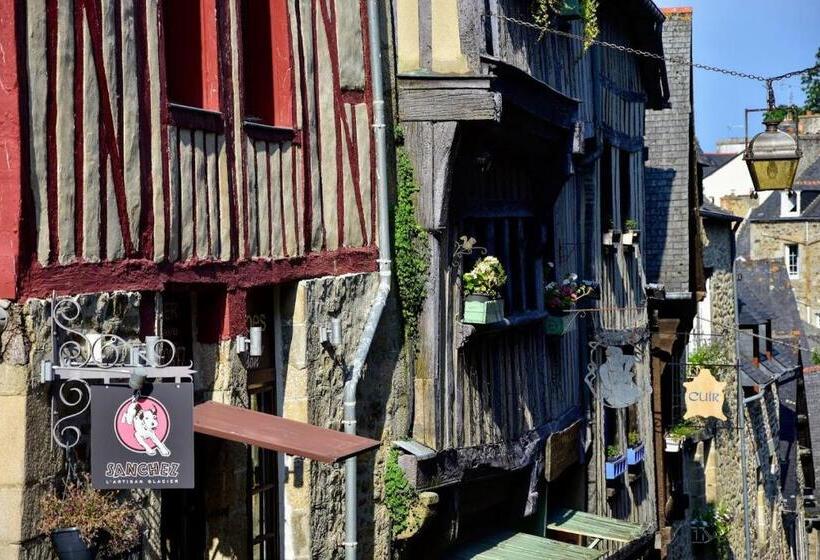 민박 La Fontaine De Resnel