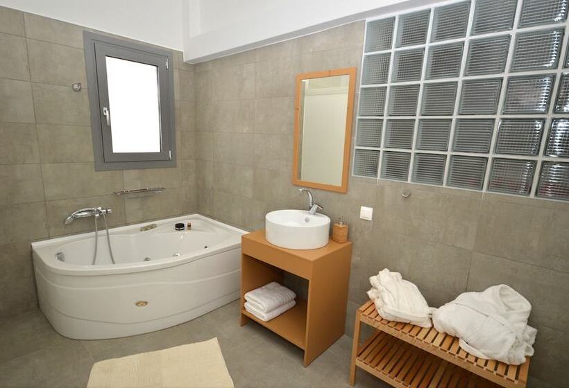 Отель Aegina Bed & Culture B&b