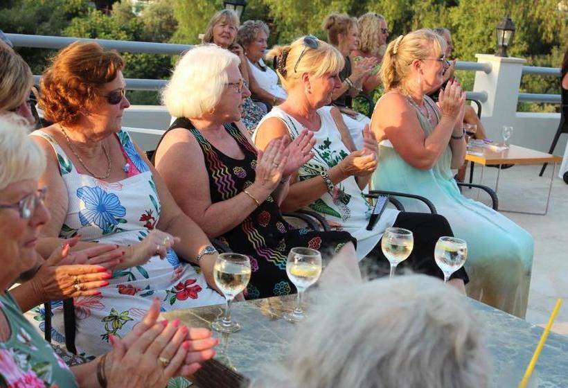 فندق Bellapais Oasis