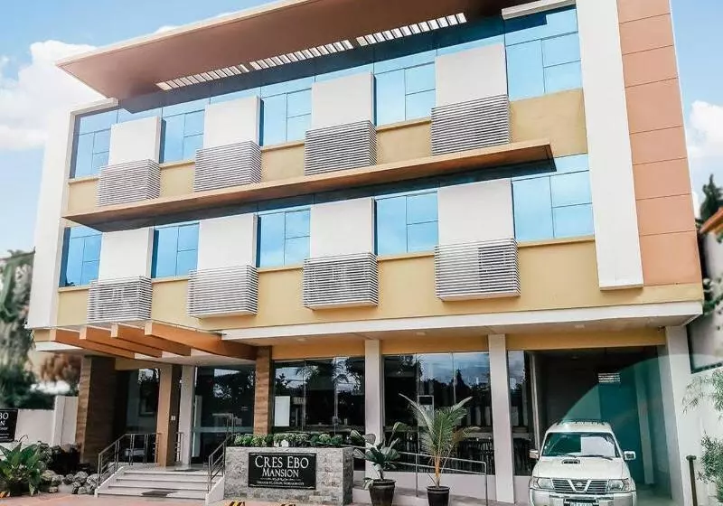 Hotelli Cresebo Mansion