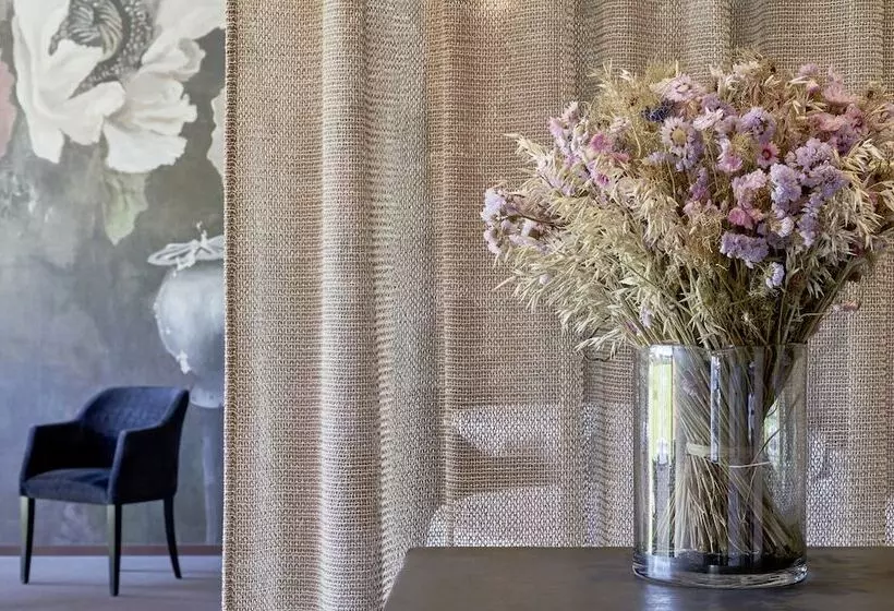 Hotelli Maison Tiegezh