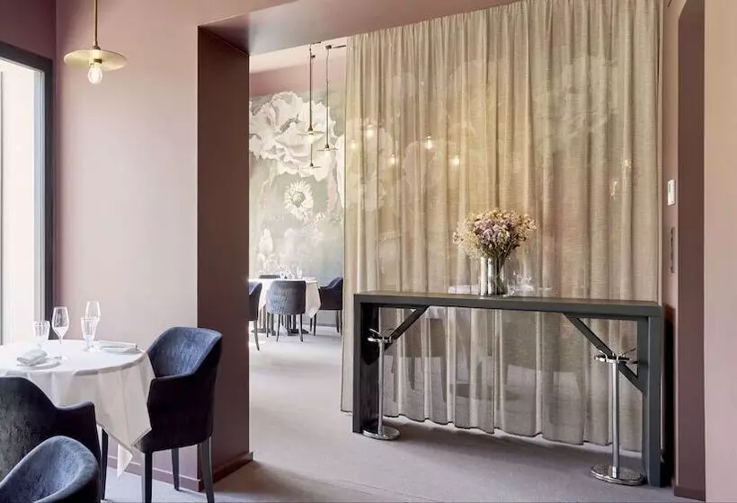 Hotelli Maison Tiegezh