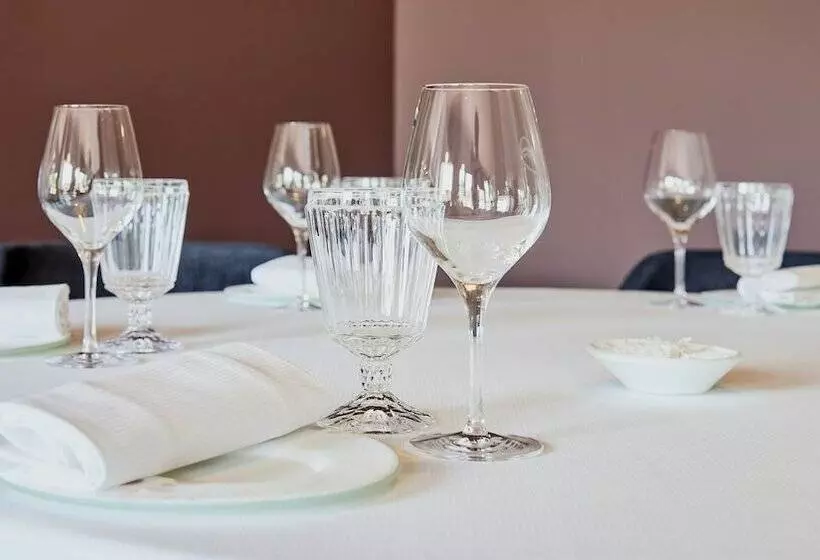 Hotelli Maison Tiegezh