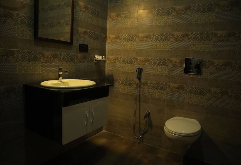 فندق Periyarmountainpalace