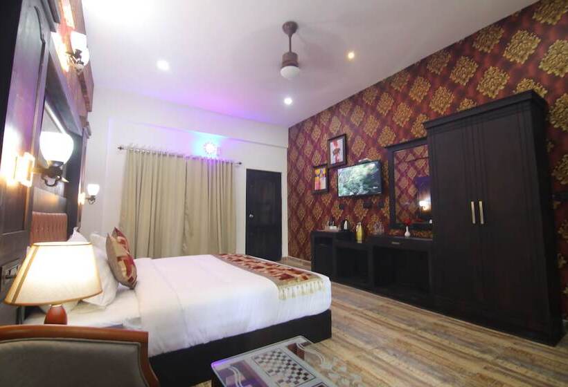 فندق Periyarmountainpalace