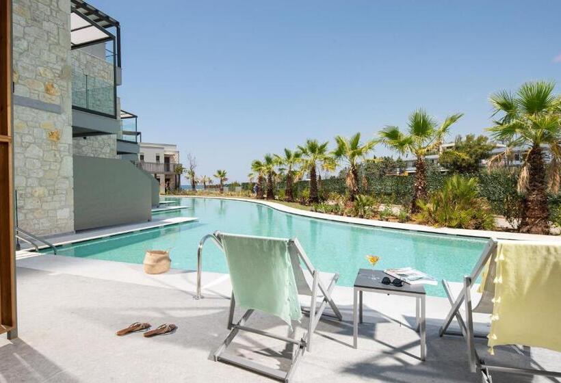 Hotel Portes Lithos Luxury Resort