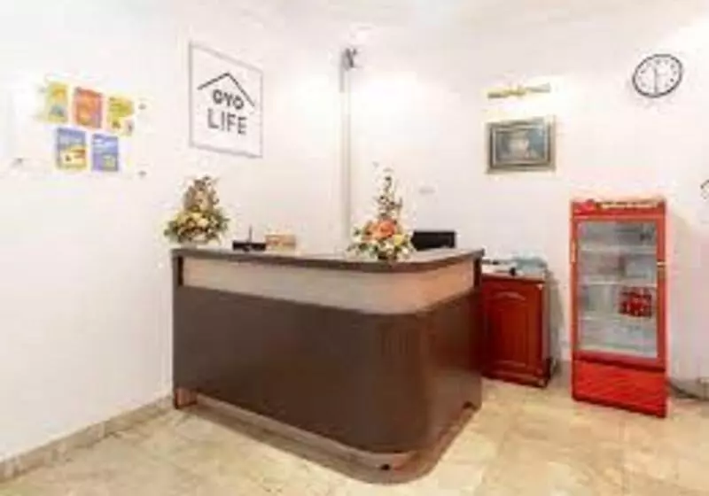 ホテル Raz House By Oyo Rooms