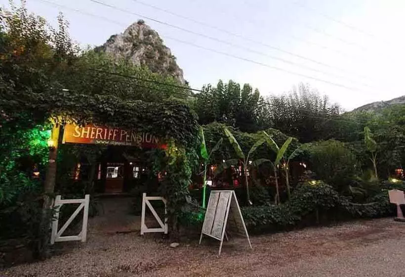 هتل Sheriff