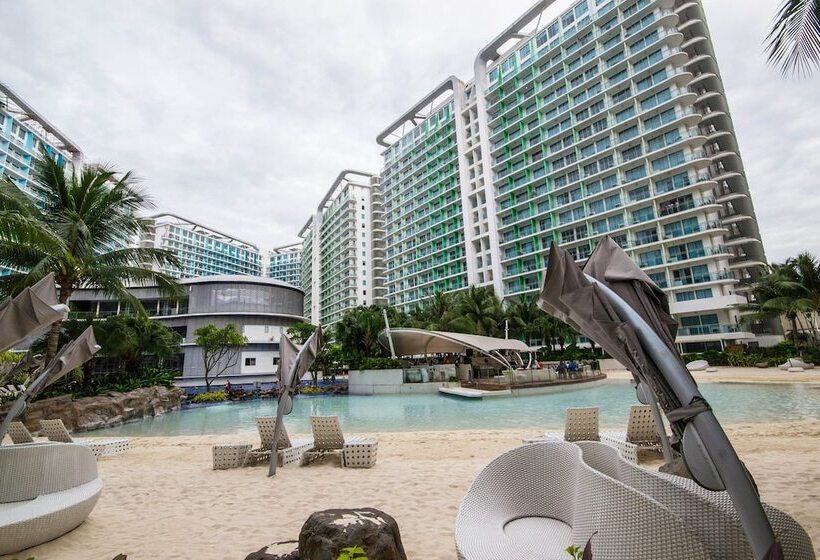 Irise At Azure Urban Resort Residences