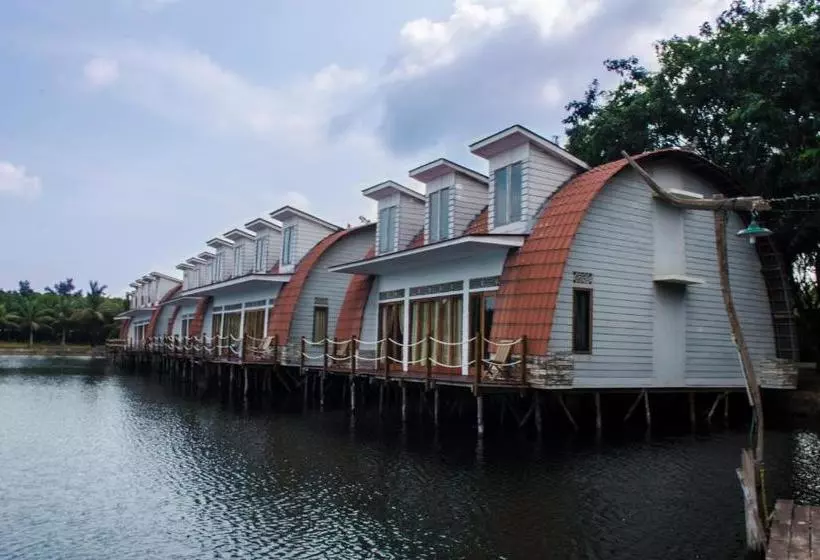 ペンション Reddoorz Near Pantai Coastarina Batam