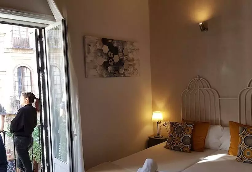 Isa Sevilla Suites