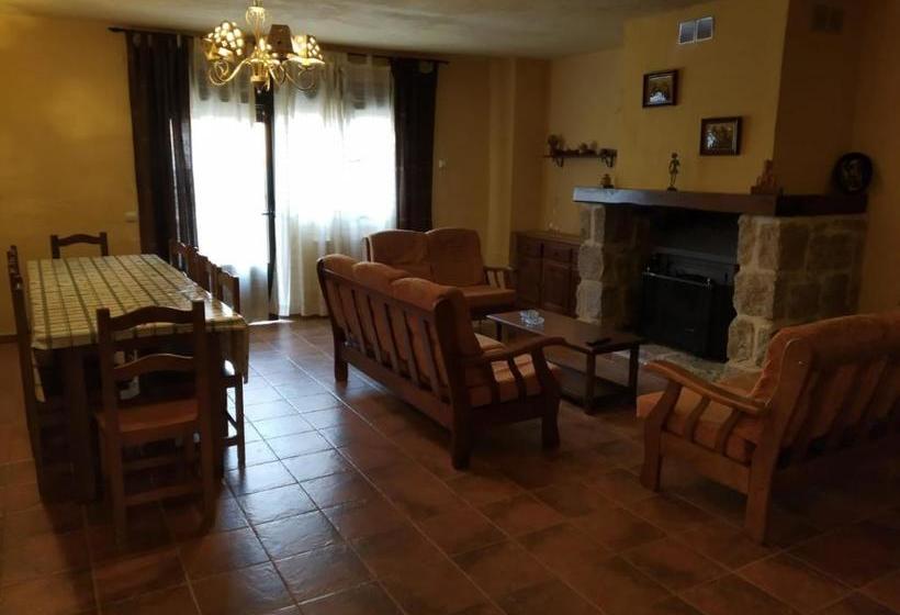 Viv. De Uso Turístico Fuente El Tejo   Casa Ana