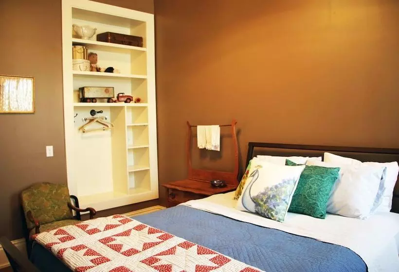 23 Steps Inn