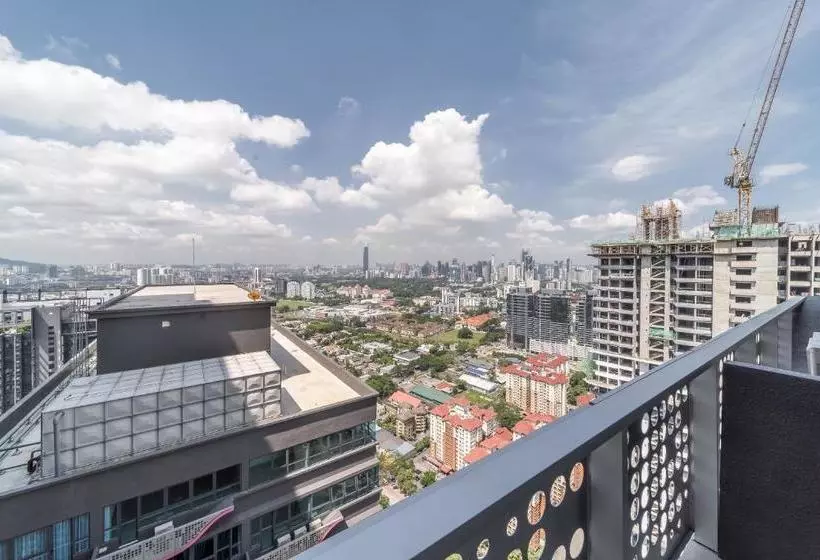 Arte Plus By Oyo Rooms