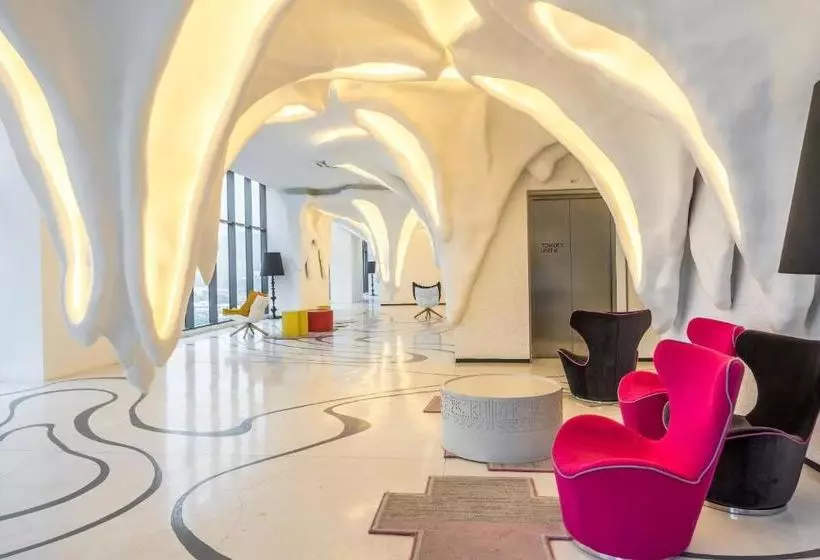 Arte Plus By Oyo Rooms