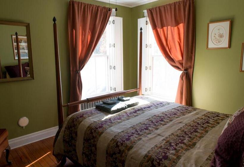 مبيت وإفطار The Fox And Owl Inn