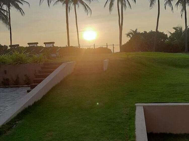 호텔 Ayana Beach Resort