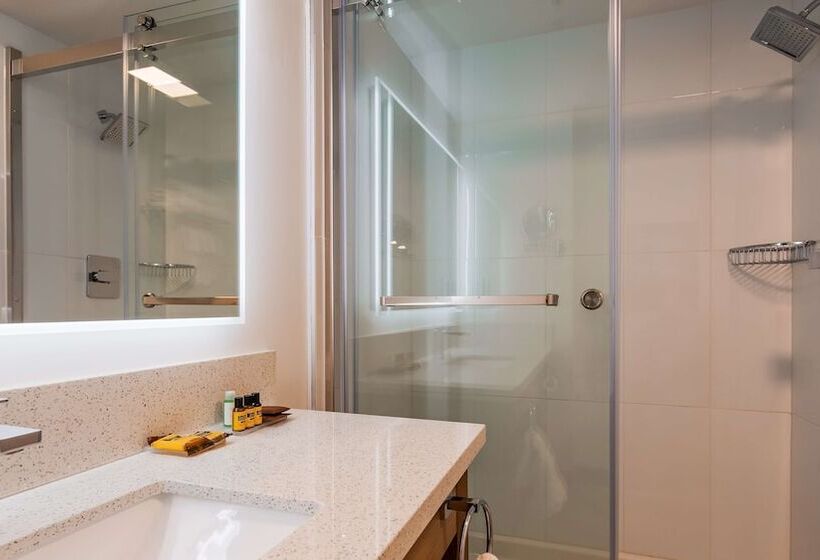 هتل Executive Residency By Best Western Calgary City View North