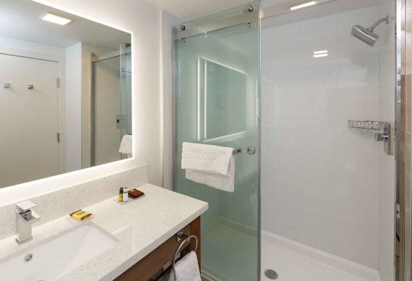 هتل Executive Residency By Best Western Calgary City View North