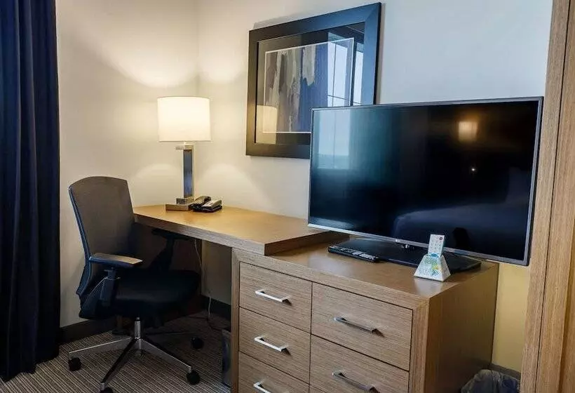 هتل Executive Residency By Best Western Calgary City View North