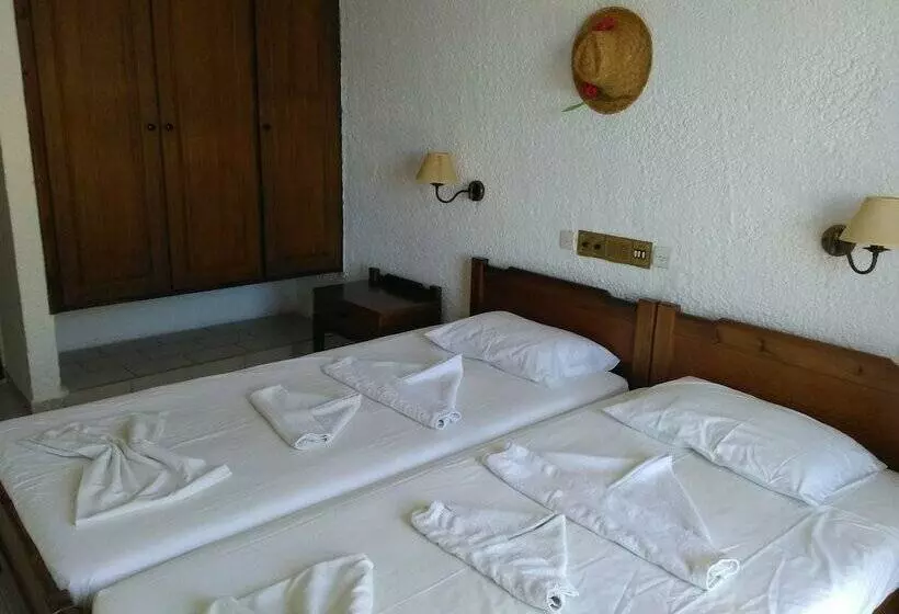 Hotelli Hersonissos Sky