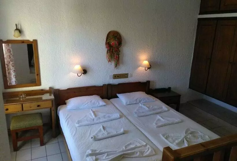 Hotelli Hersonissos Sky