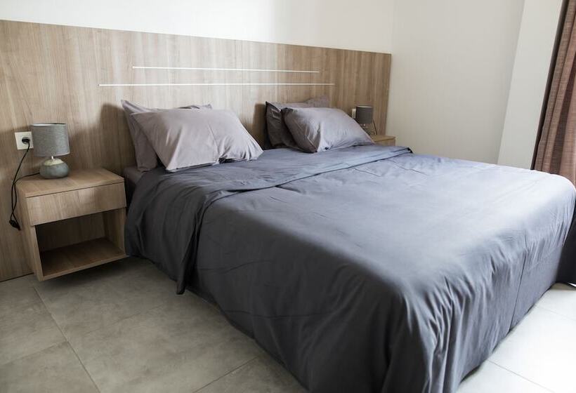 هتل Union Amicale Corse Dakar