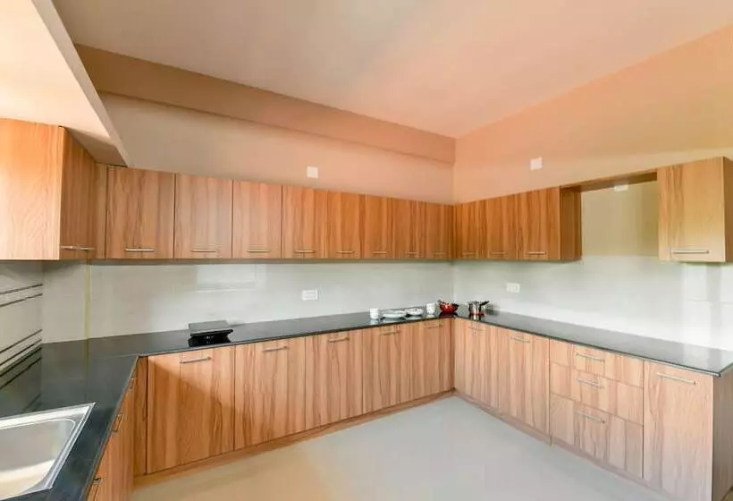 Oyo Home 24016 Serene Stay