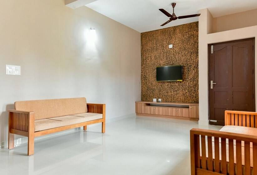 Oyo Home 24016 Serene Stay